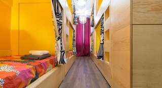 Гостиница InDaHouse Hostel Красноярск Спальное место на двухъярусной кровати в общем номере для женщин-1