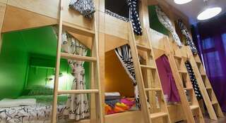 Гостиница InDaHouse Hostel Красноярск Спальное место на двухъярусной кровати в общем номере для мужчин и женщин-7